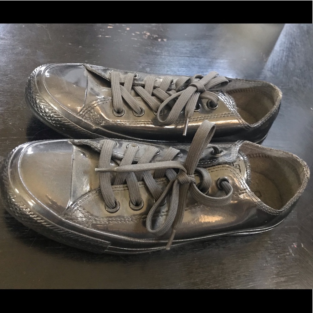 Metallic Converse Women’s 8
